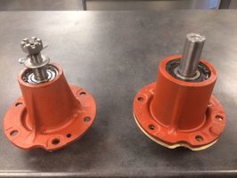 Waterpomp Daf 475/ 575/615 met bout of moer (prijs is op ruilbasis en gereviseerd )